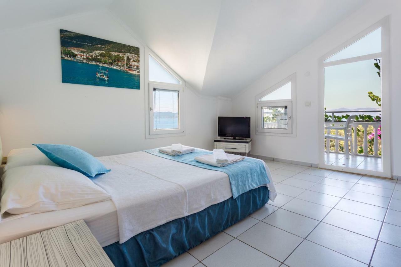 Hotel Koza Каш Екстер'єр фото
